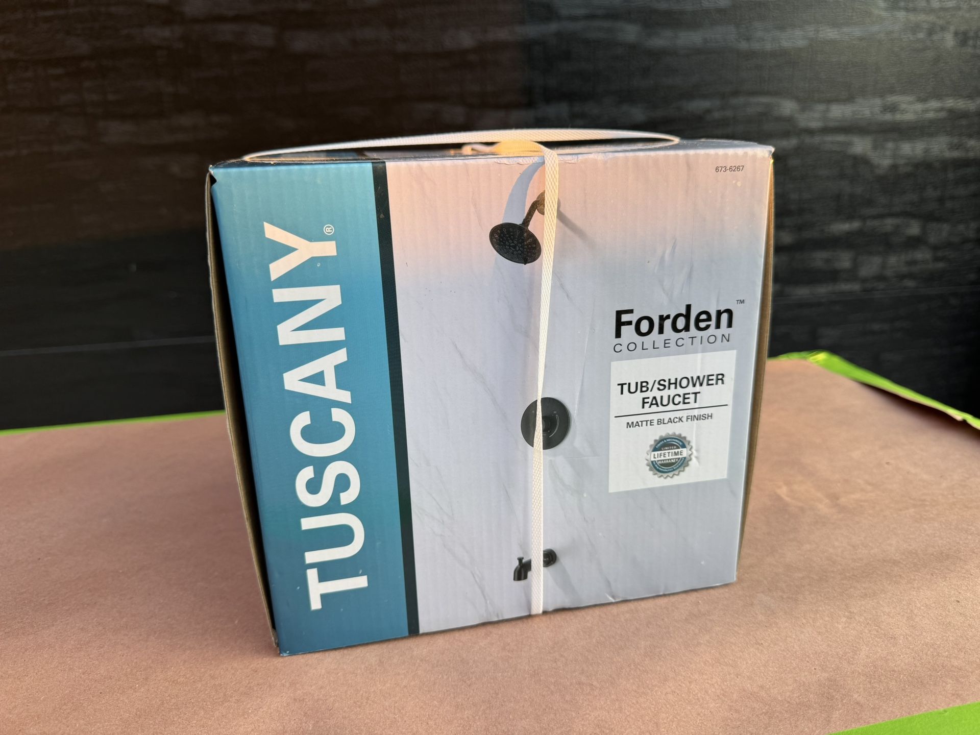 Tuscany Forden Tub/Shower Faucet – Matte Black