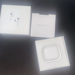 Apple AirPods (3rd Gen)