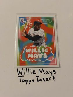 Willie Mays San Francisco Giants Hall of Fame Centerfielder Topps Short Print Insert Card.