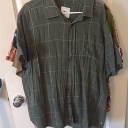 Mens XL Shirt Urban Outfitters