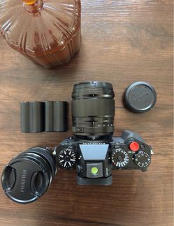 FUJIFILM X-T5