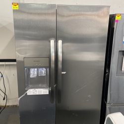 Frigidaire 36 in. 25.6 cu. ft. Side by Side Refrigerator in Stainless Steel, Standard Depth