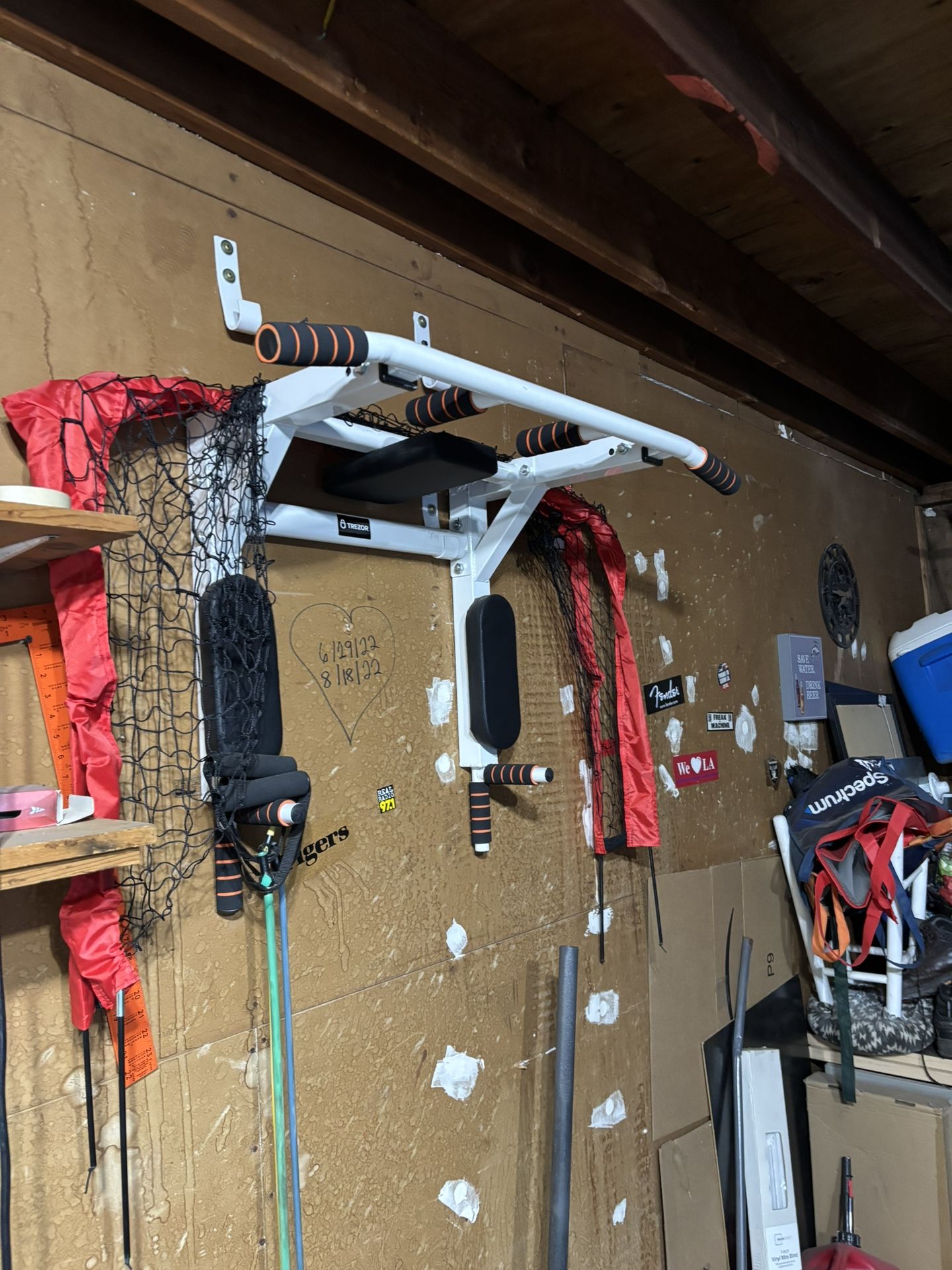 Wall Mounted Pull Up Bar