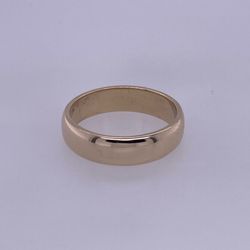 14k Yellow Gold Wedding/Engagement Band 