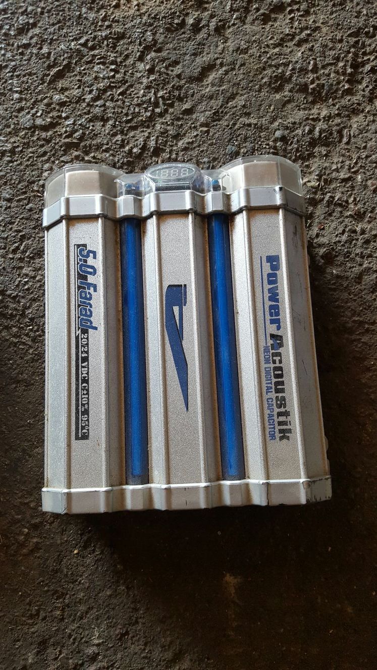 Power Acoustik 5 Farad compactor