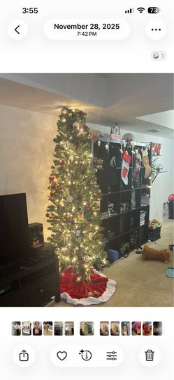 Pre-lit Christmas tree