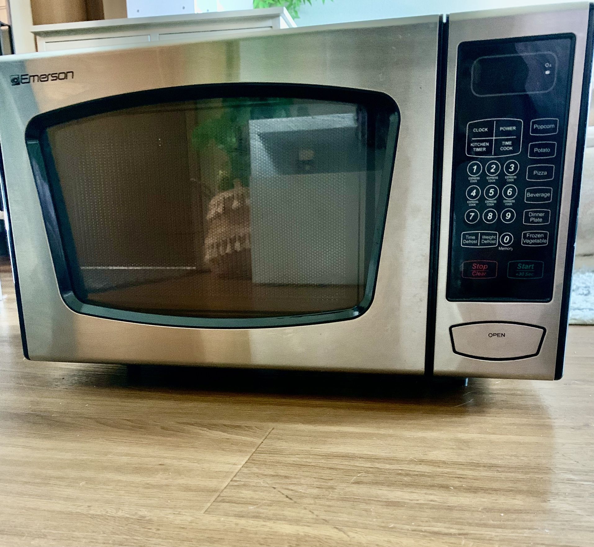 Nice Emerson Microwave 