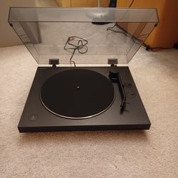 Sony  Bluetooth Turntable 