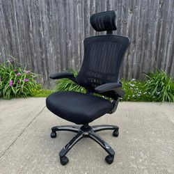 Flash Furniture Kelista High-bakc Swivel Office Chair 