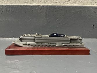 【美品】MSCクルーズ SEASCAPE 模型モデル 船※箱なし MSC Seascape Metal Ship Model, New In Box | eBay