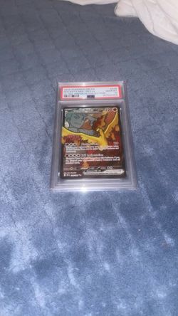 PSA 10 Moltres 208/182 UPC