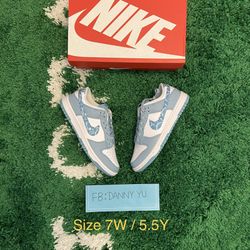 DS Brand New Nike Dunk Low Essential Paisley Pack Worn Blue (W) - Size 7W / 5.5Y