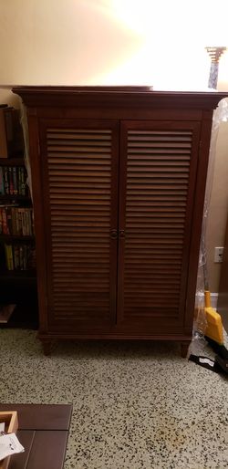 Armoir with two shelves