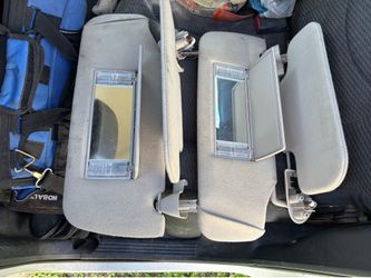 99-06 Chevy Gmc sun visors