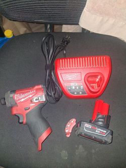 Milwaukee M12 FUEL Impact Driver with Battery and Charger