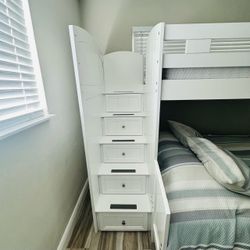 🩷 Litera blanca Twin sobre Full – Rooms To Go