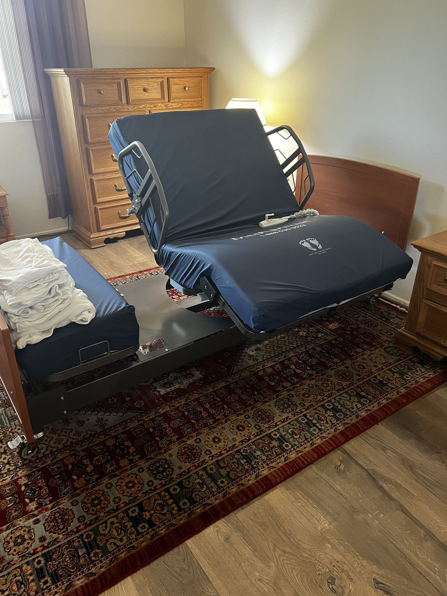 Bed Adjustable And Turning Bed Med Mizer- Make Offer
