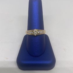 14KT Gold Diamond Ring