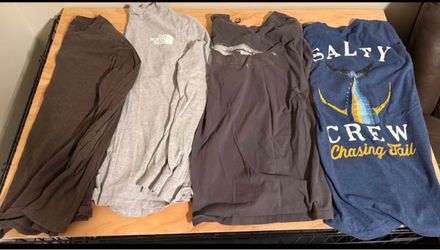Mens shirts lot size med