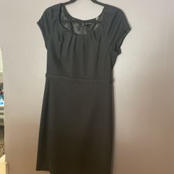 Tahari Black Size 8