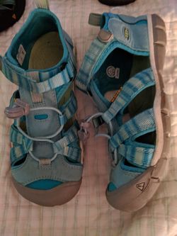 Keens size 4 $20 each