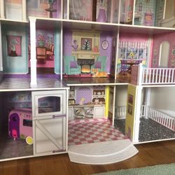 BIG KidKraft Doll House