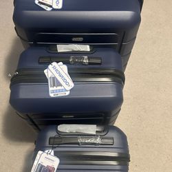 SHOWKOO HARDSIDE LUGGAGE 