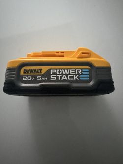 DEWALT XR POWERSTACK 20 -Volt 1 -Pack Lithium-ion ( 5 Ah Battery ) BRAND NEW 