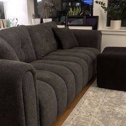 Like New Gray Couch 