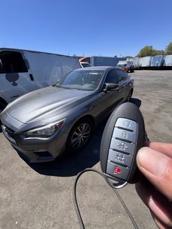 Car keys/llaves de autos /key fobs