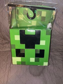 Costume