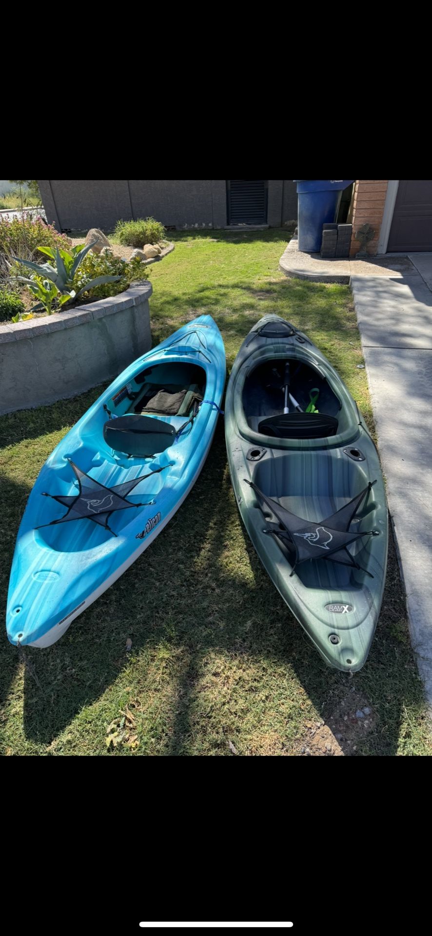 Kayaks 