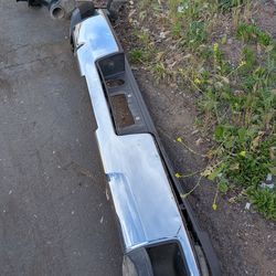 Bumper and tow hitch for 2016 Silverado 2500 hd