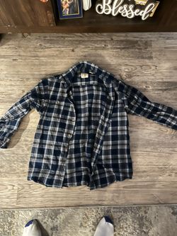 Men L Blue Flannel