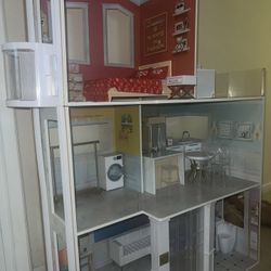 Rainbow High Doll House 
