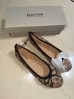 Kenneth Cole Reaction Ballet Flats
