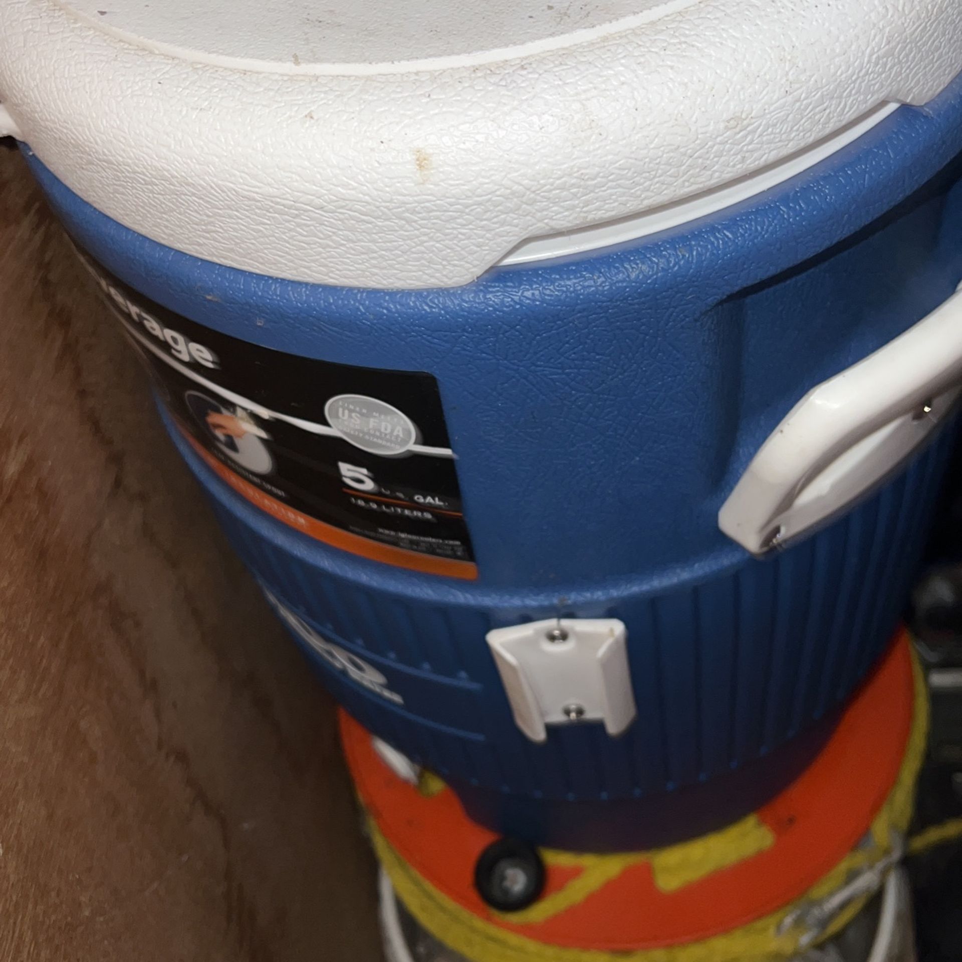 Big 5 Gallon Therm For Cold And Hot Beverage