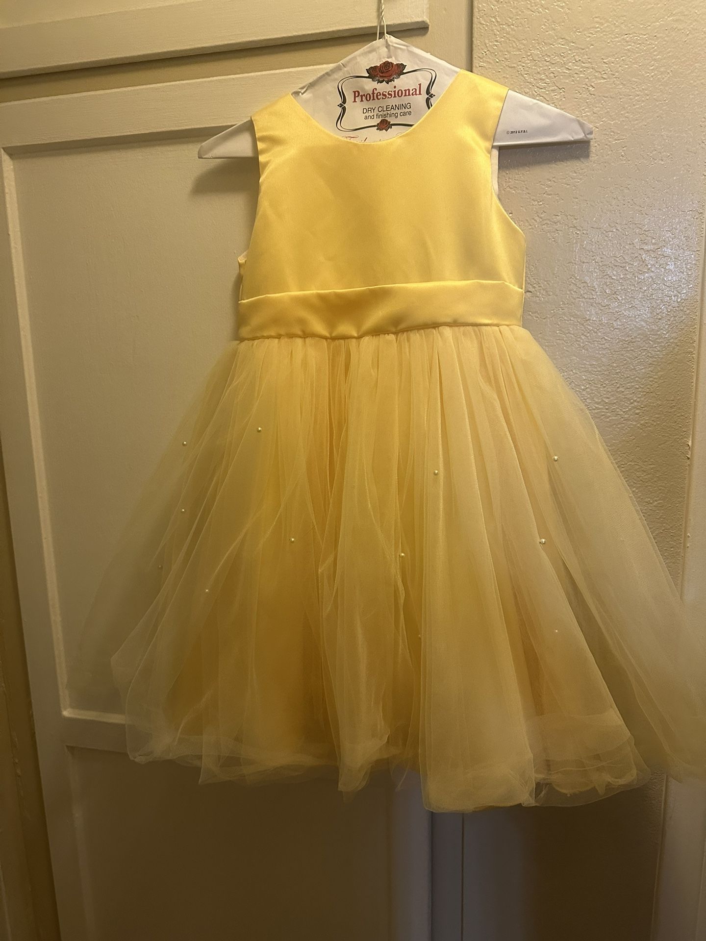 Yellow Dress Size 8 Little Girls
