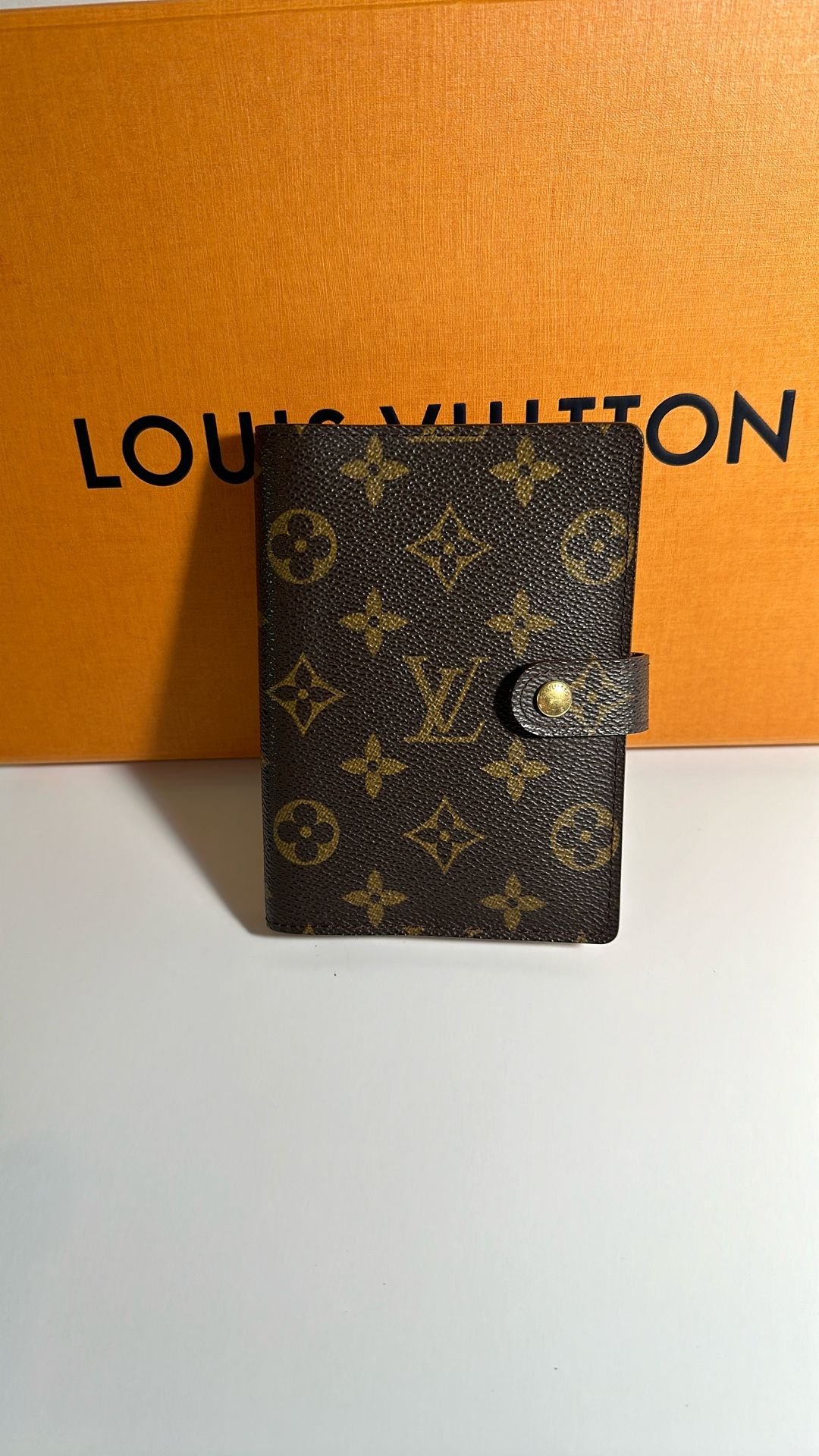 LV MONOGRAM AGENDA