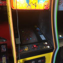 Ms Pac Man Arcade Game