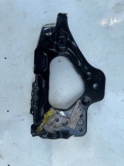 2019-2026 Chevy Silverado bracket