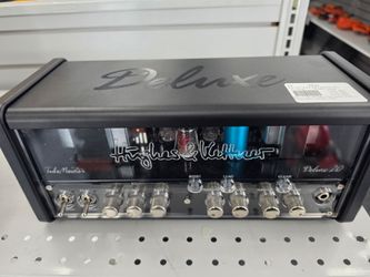 Hughes&Kettner Tubemeister Deluxe 20 Amp Head. ASK FOR RYAN. #4(contact info removed)650-01