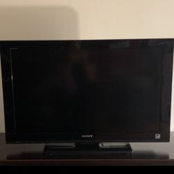 Sony Bravia 32in.