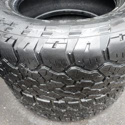 GENERAL GRABBER 285 70 17 (TIRE PAIR)