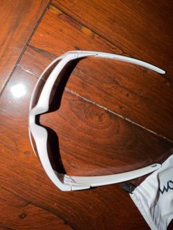 Brand new Oakley Gascan sunglasses in custom white