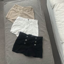 Shorts Size Small Juniors 