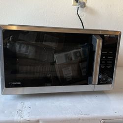 Microwave Oven Air Fryer Combo