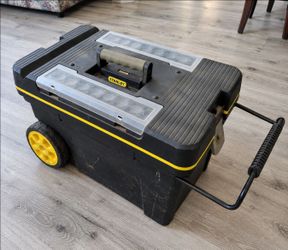 Stanley ProMobile Rolling Tool Chest / Toolbox