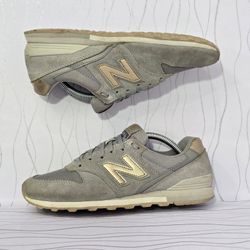 New Balance 996 Gray Gold Women’s Size 7 Suede Sneakers WL996CG2