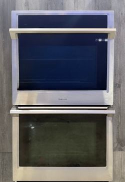 SAMSUNG Oven NV51K6650DS 00946 .